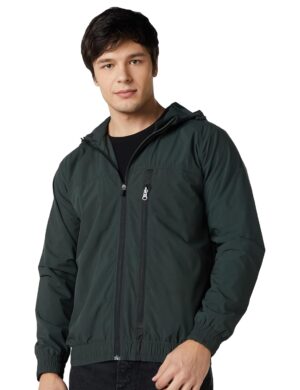 Amazon Brand - Symbol Polyester Men's Solid Packable Regular Fit Lightweight Traveller Jacket (Aw23-Sy-Jk-100_Forest Green_Medium)